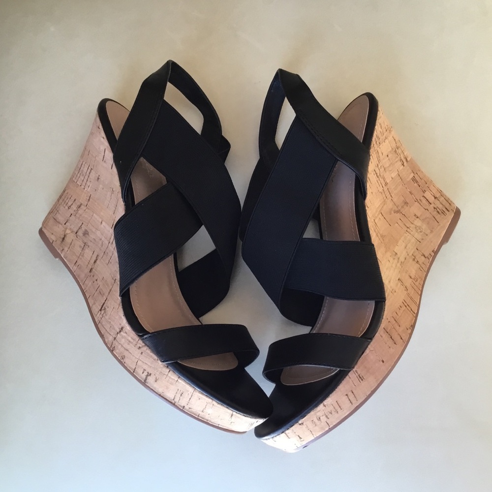 CHARLES DAVID CORK HEEL SANDAL